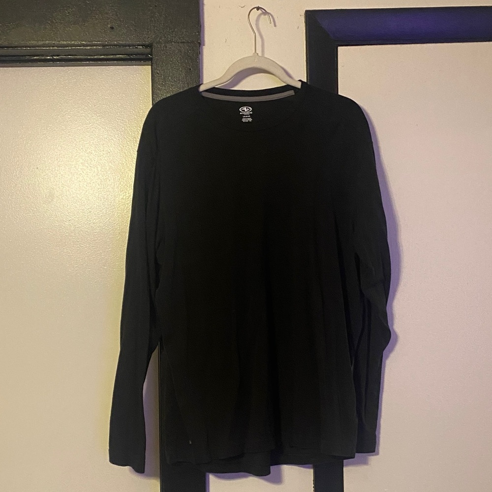 Athletic Works Black Long Sleeve Tee